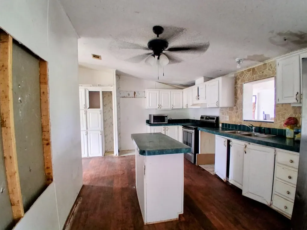 12406 Hudson Avenue Hudson FL 34669