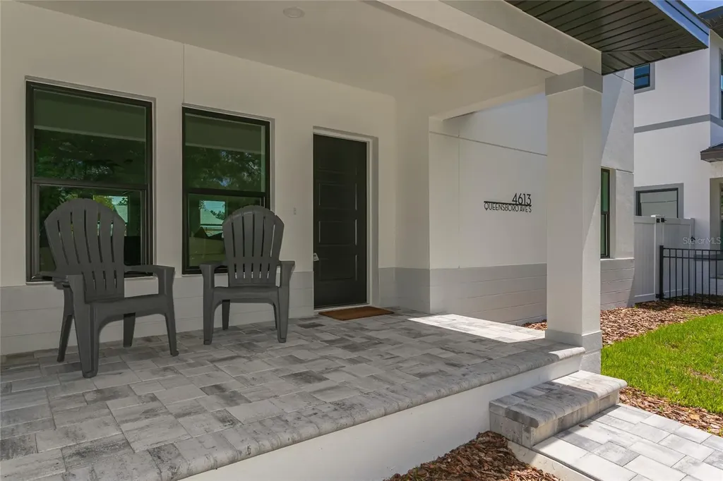 4613 Queensboro Avenue S St Petersburg FL 33711