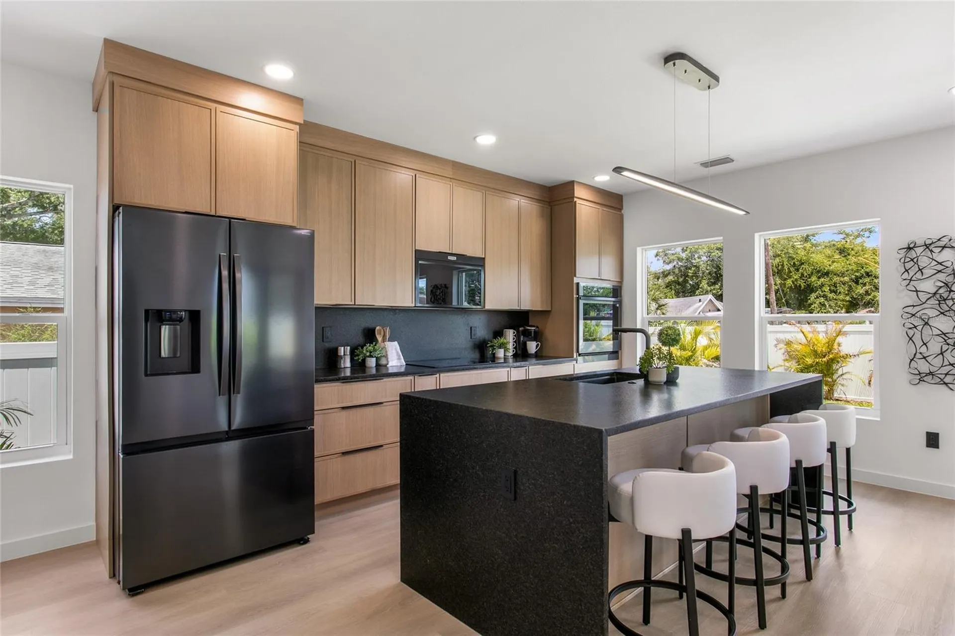 4613 Queensboro Avenue S St Petersburg FL 33711