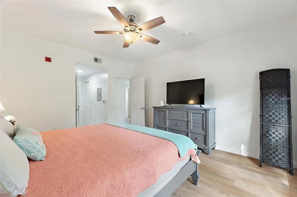 516 Water Street Kissimmee FL 34747