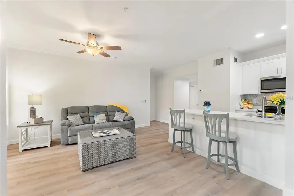 516 Water Street Kissimmee FL 34747