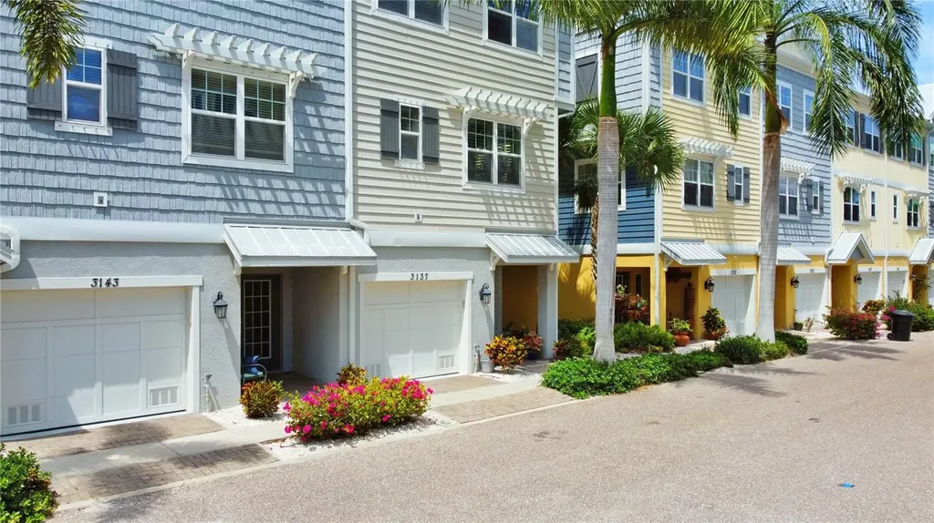 3137 Moorings Drive S St Petersburg FL 33712