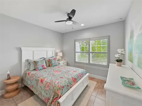 3137 Moorings Drive S St Petersburg FL 33712