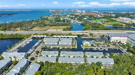 3137 Moorings Drive S St Petersburg FL 33712