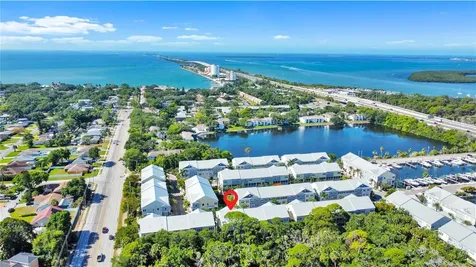 3137 Moorings Drive S St Petersburg FL 33712