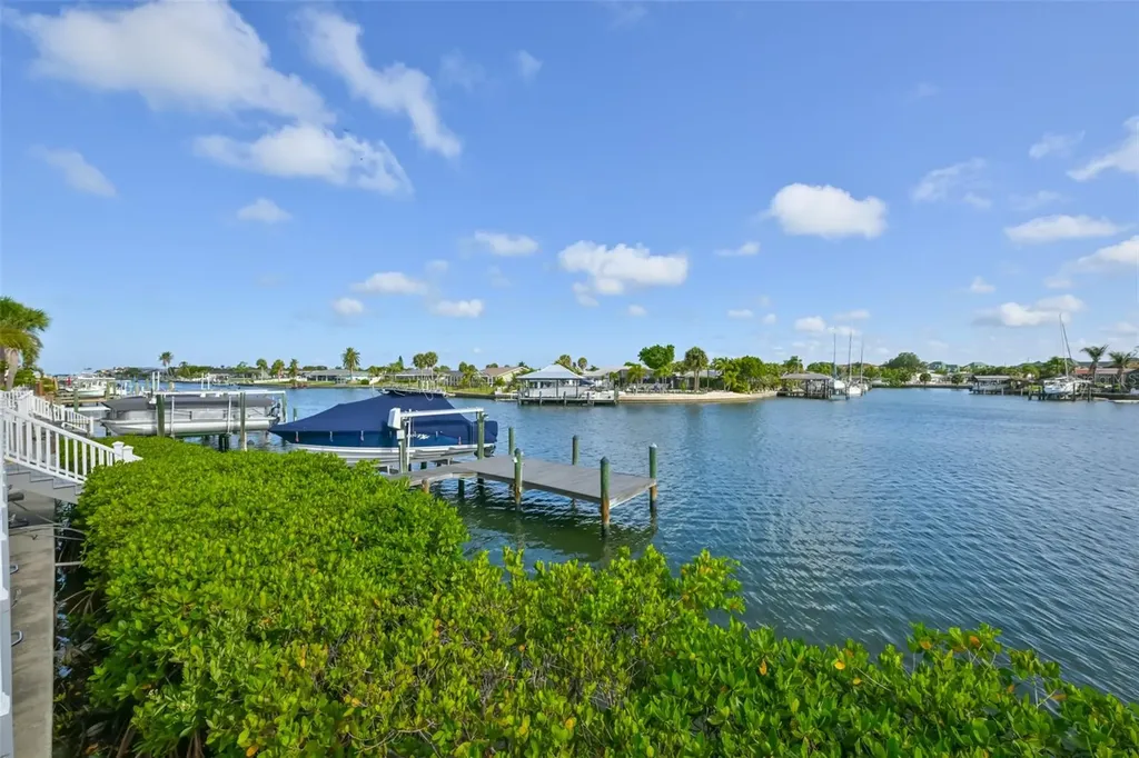 831 Symphony Isles Boulevard Apollo Beach FL 33572