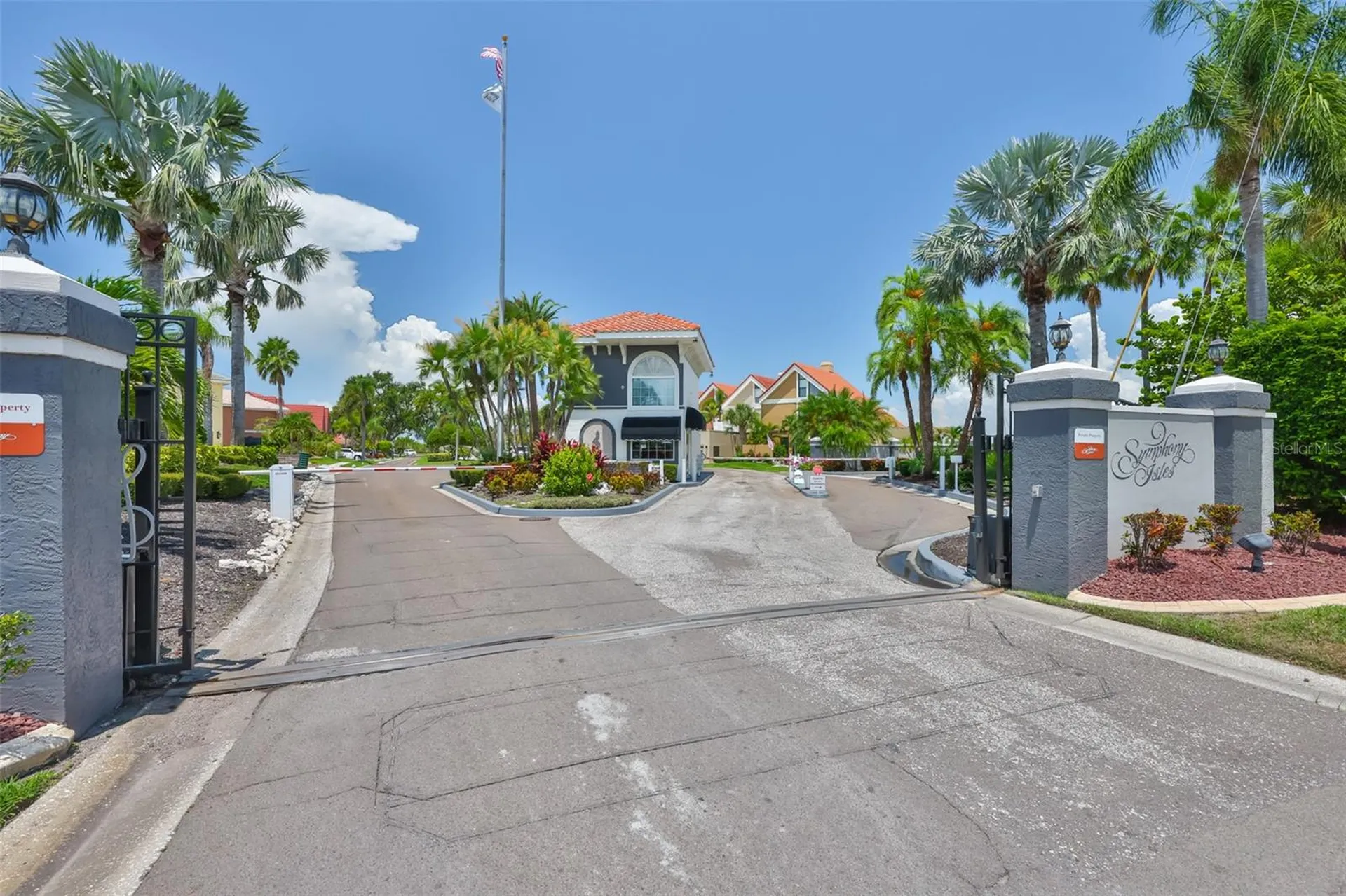 831 Symphony Isles Boulevard Apollo Beach FL 33572