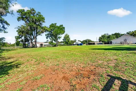 32750 Pennsylvania Avenue San Antonio FL 33576