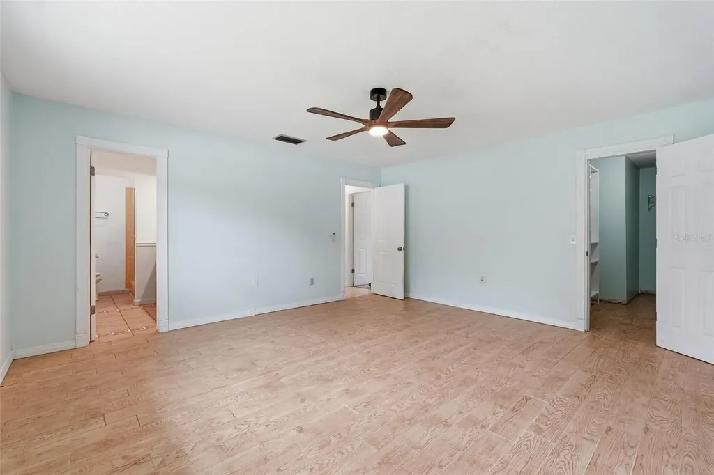 1303 Wallwood Drive Brandon FL 33510