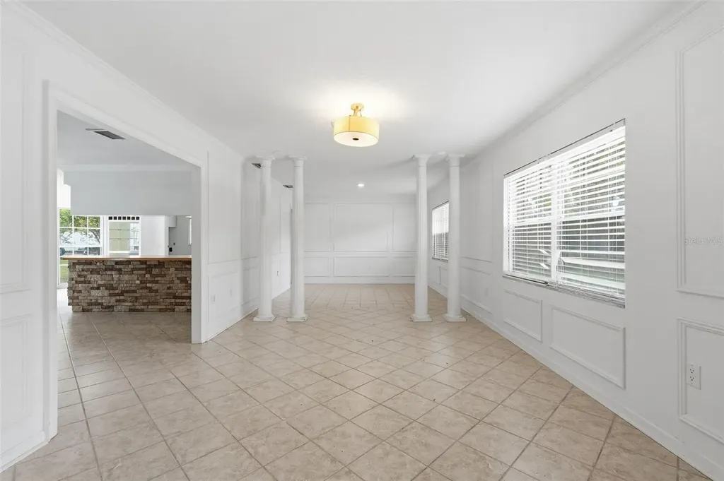 1303 Wallwood Drive Brandon FL 33510