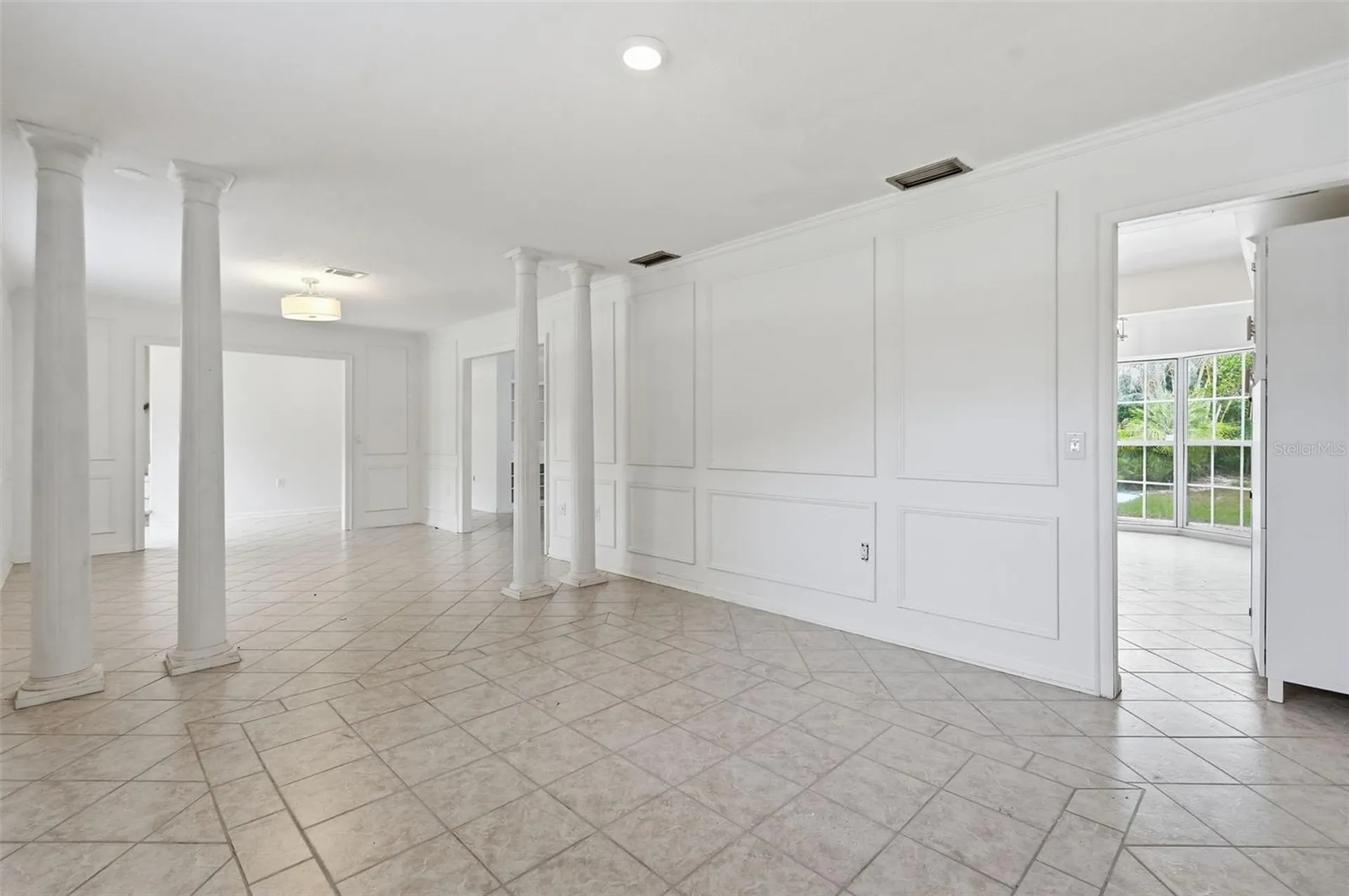 1303 Wallwood Drive Brandon FL 33510