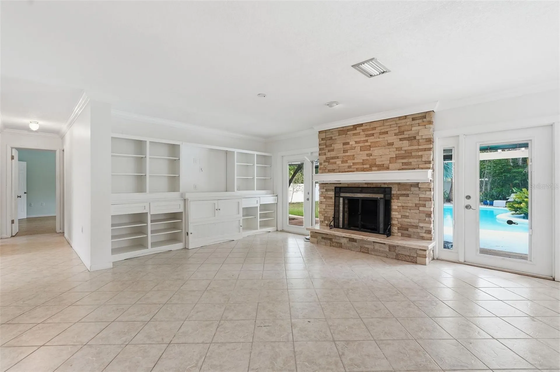 1303 Wallwood Drive Brandon FL 33510