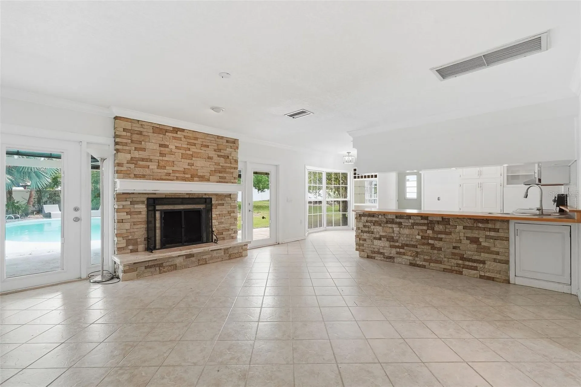 1303 Wallwood Drive Brandon FL 33510