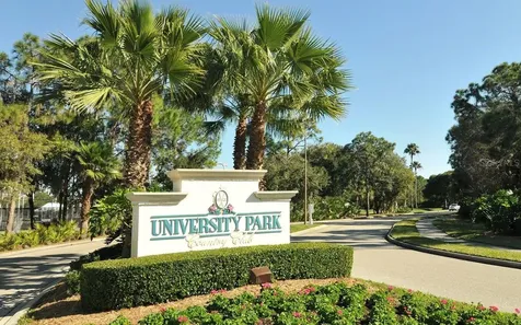 7159 Prestwick Court University Park FL 34201