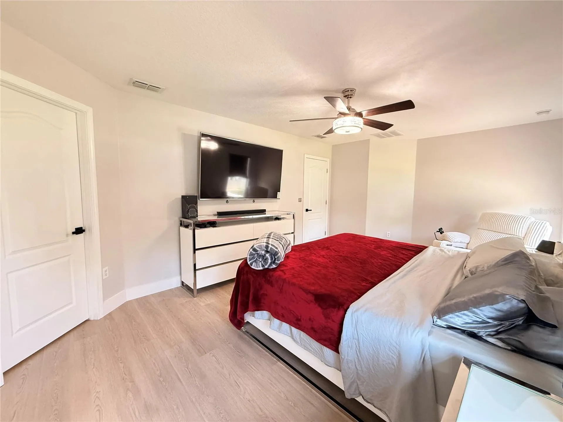 5802 Coquyt Drive Mount Dora FL 32757