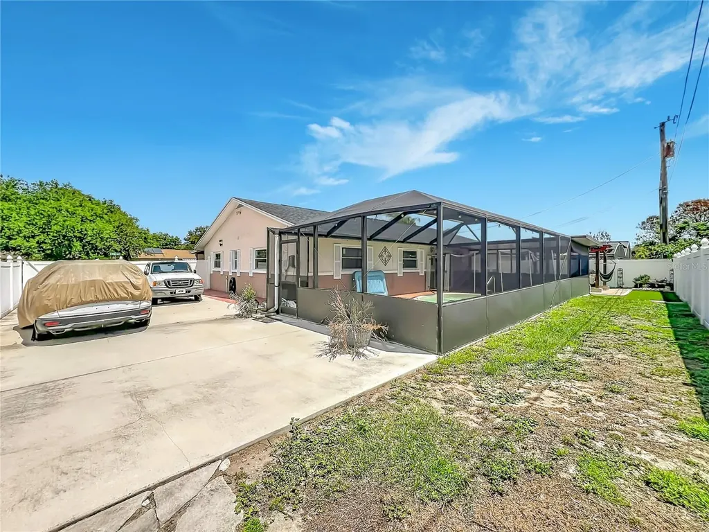 197 Tulip Way Kissimmee FL 34743