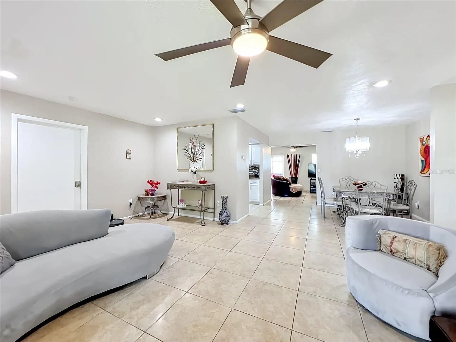 197 Tulip Way Kissimmee FL 34743