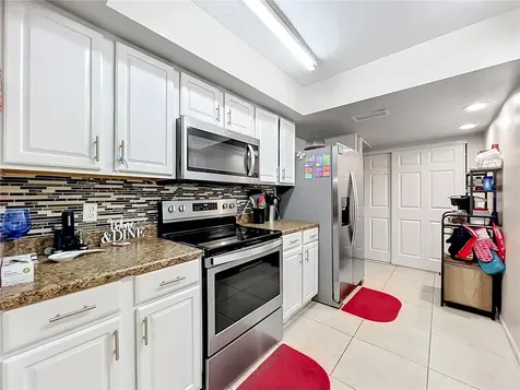 197 Tulip Way Kissimmee FL 34743