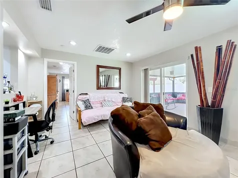 197 Tulip Way Kissimmee FL 34743