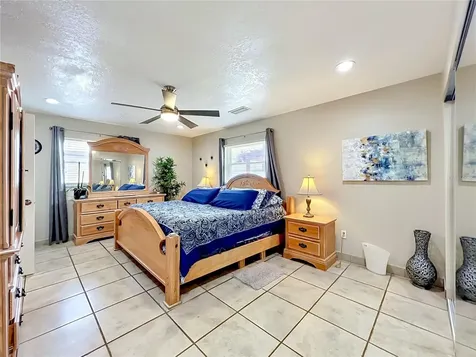 197 Tulip Way Kissimmee FL 34743