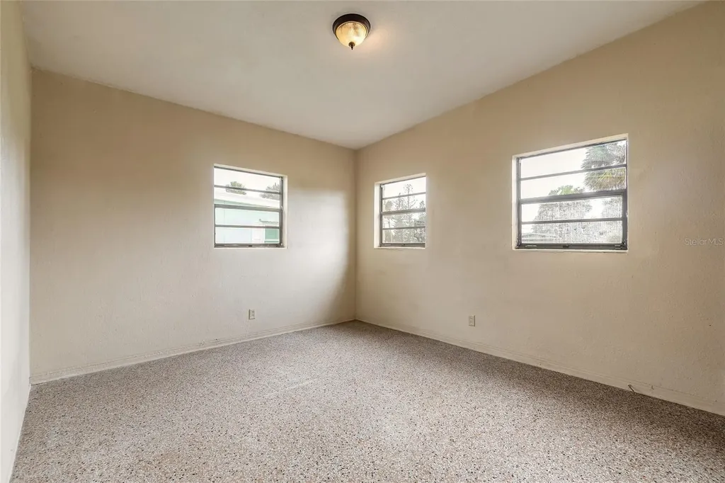 100 Carolyn Terrace Daytona Beach FL 32118