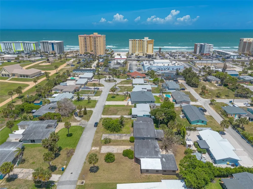100 Carolyn Terrace Daytona Beach FL 32118