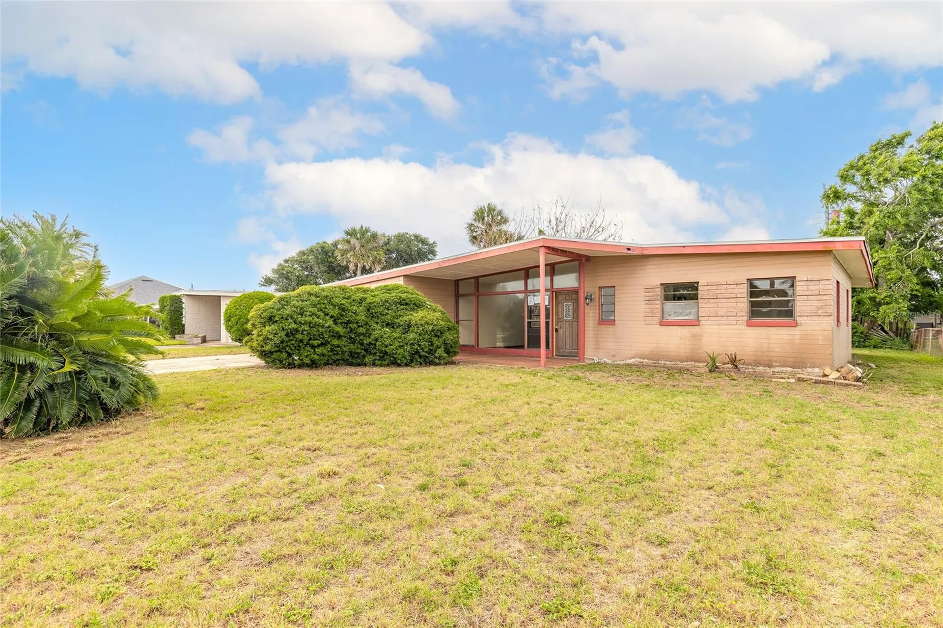 100 Carolyn Terrace Daytona Beach FL 32118