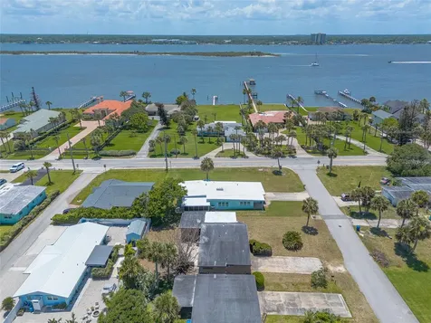 100 Carolyn Terrace Daytona Beach FL 32118