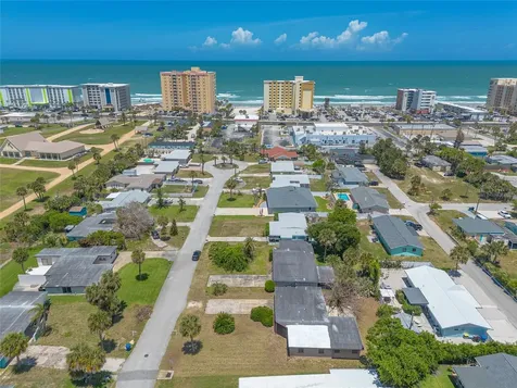 100 Carolyn Terrace Daytona Beach FL 32118