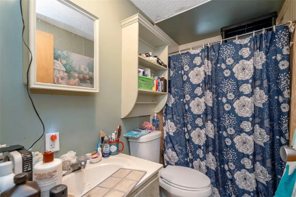 35913 Valleybrook Avenue Zephyrhills FL 33541