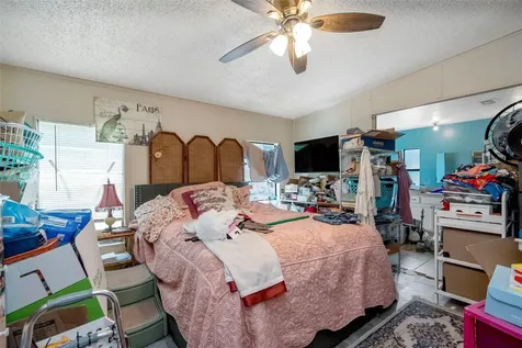 35913 Valleybrook Avenue Zephyrhills FL 33541