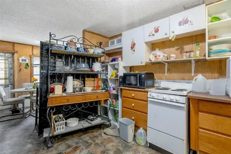 35913 Valleybrook Avenue Zephyrhills FL 33541