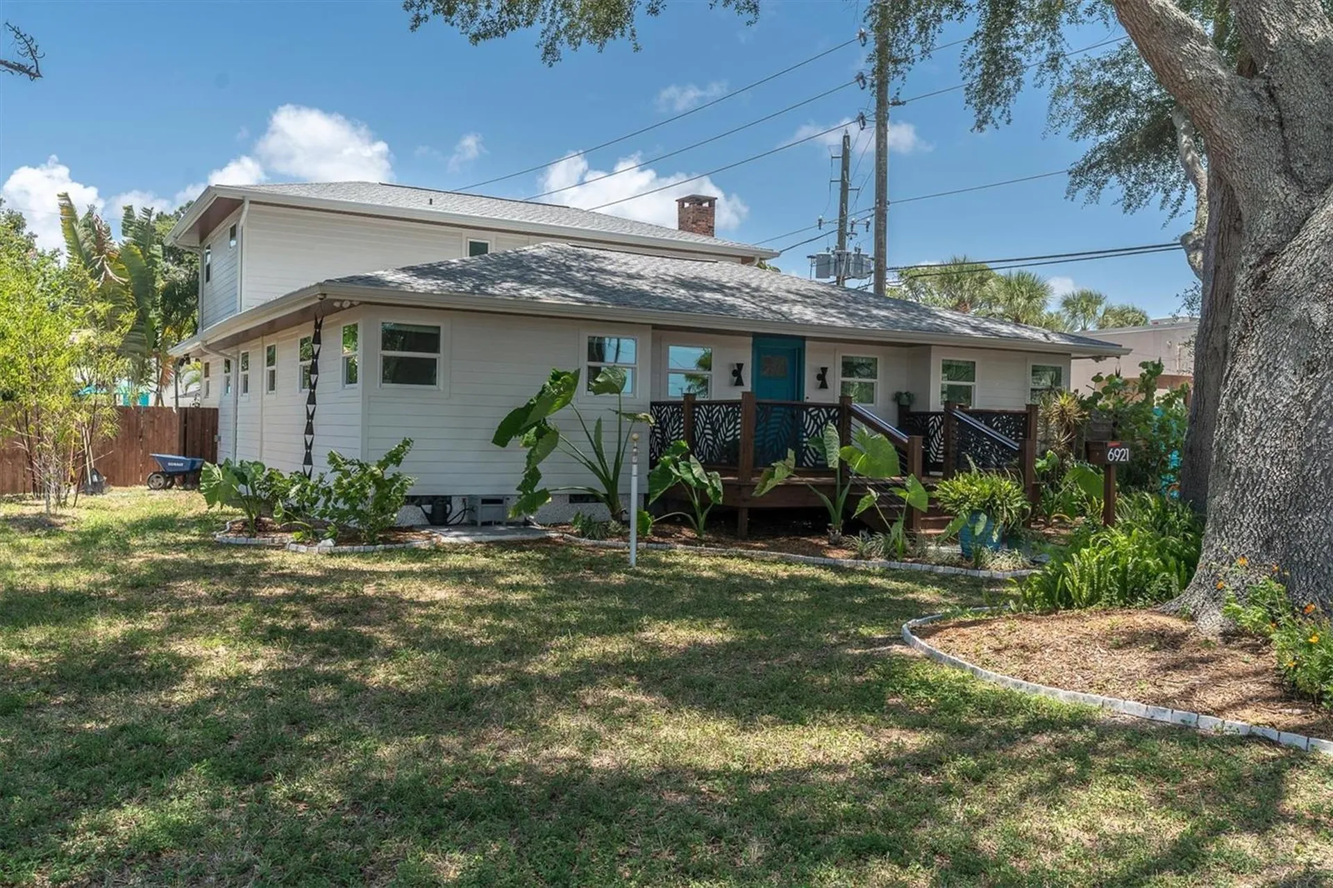 6921 Mango Avenue S St Petersburg FL 33707
