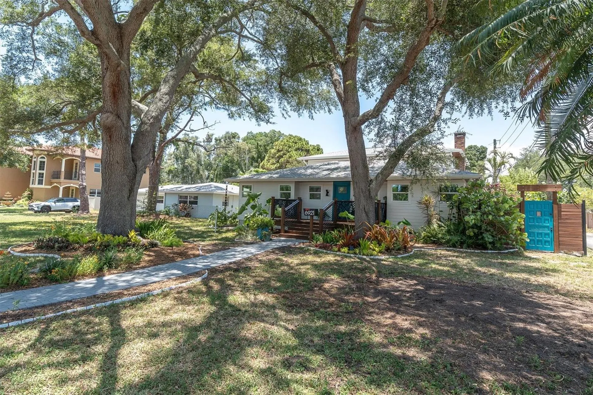 6921 Mango Avenue S St Petersburg FL 33707