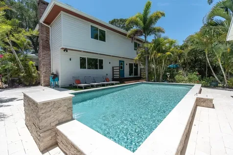 6921 Mango Avenue S St Petersburg FL 33707