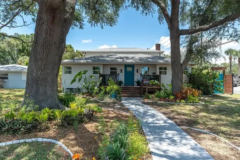 6921 Mango Avenue S St Petersburg FL 33707