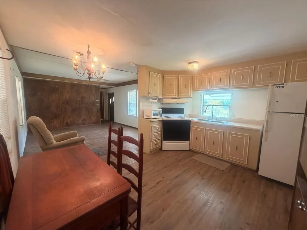 8582 W Admiral Byrd Lane Crystal River FL 34429