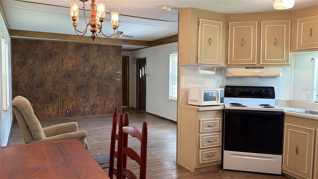 8582 W Admiral Byrd Lane Crystal River FL 34429