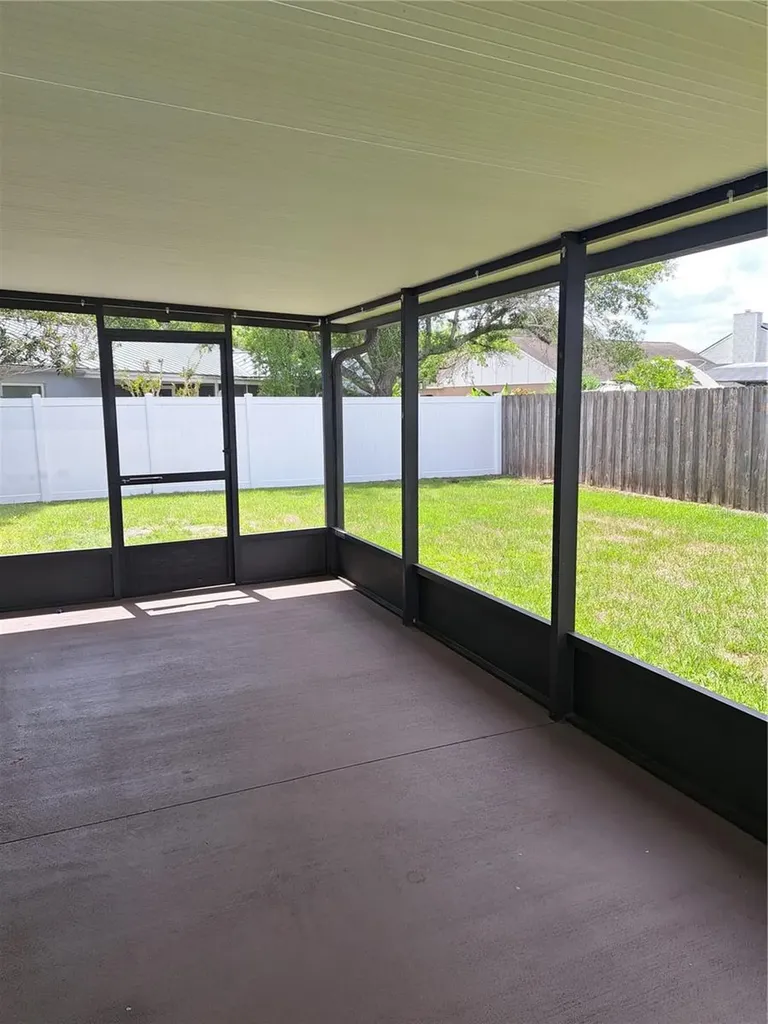 8525 Suburban Drive Orlando FL 32829
