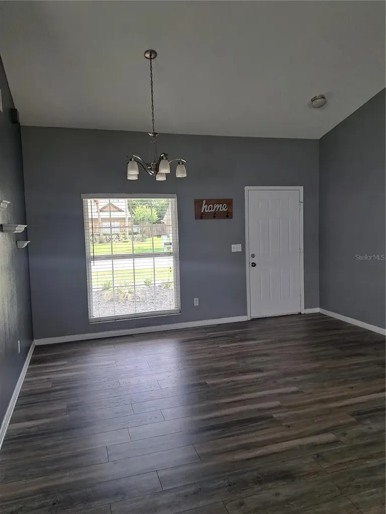 8525 Suburban Drive Orlando FL 32829