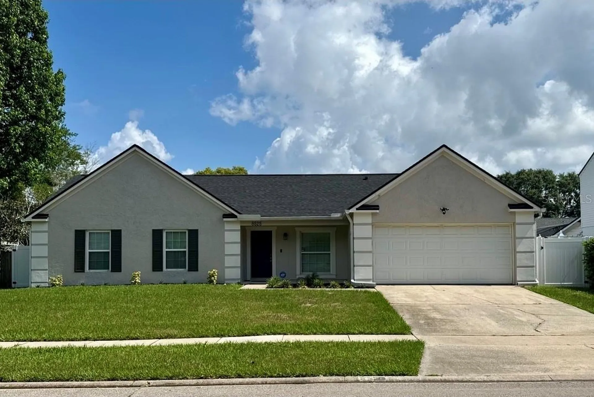8525 Suburban Drive Orlando FL 32829