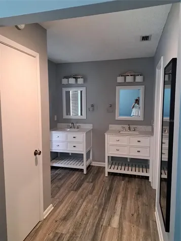 8525 Suburban Drive Orlando FL 32829