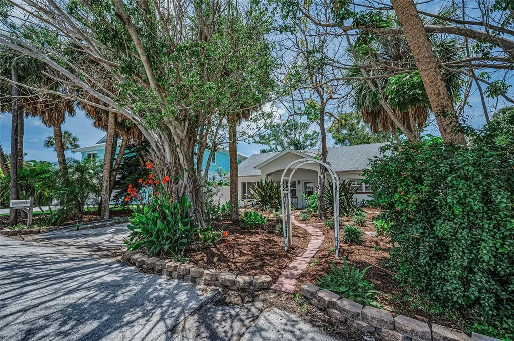 720 Bruce Avenue Clearwater Beach FL 33767