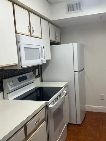 2202 Key West Court Kissimmee FL 34741
