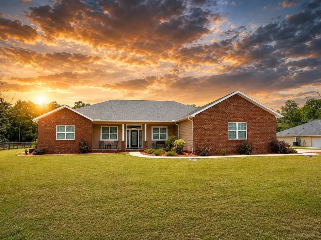 20772 NW 252nd Street High Springs FL 32643