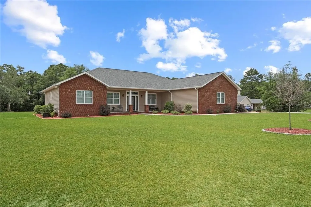 20772 NW 252nd Street High Springs FL 32643