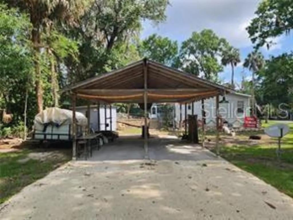 5550 S Coral Bells Avenue Homosassa FL 34448
