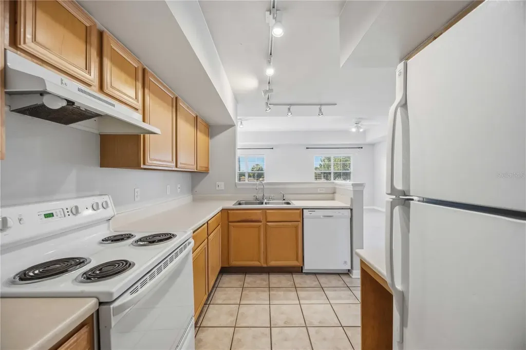 1195 Villagio Circle Sarasota FL 34237