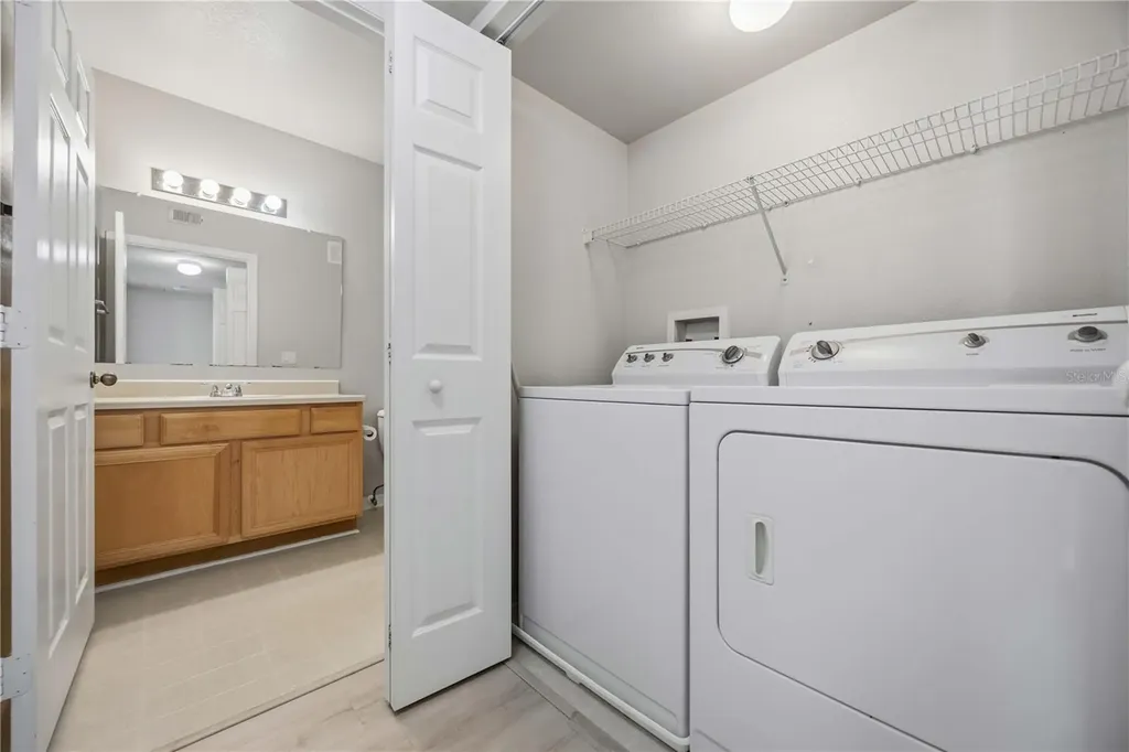 1195 Villagio Circle Sarasota FL 34237