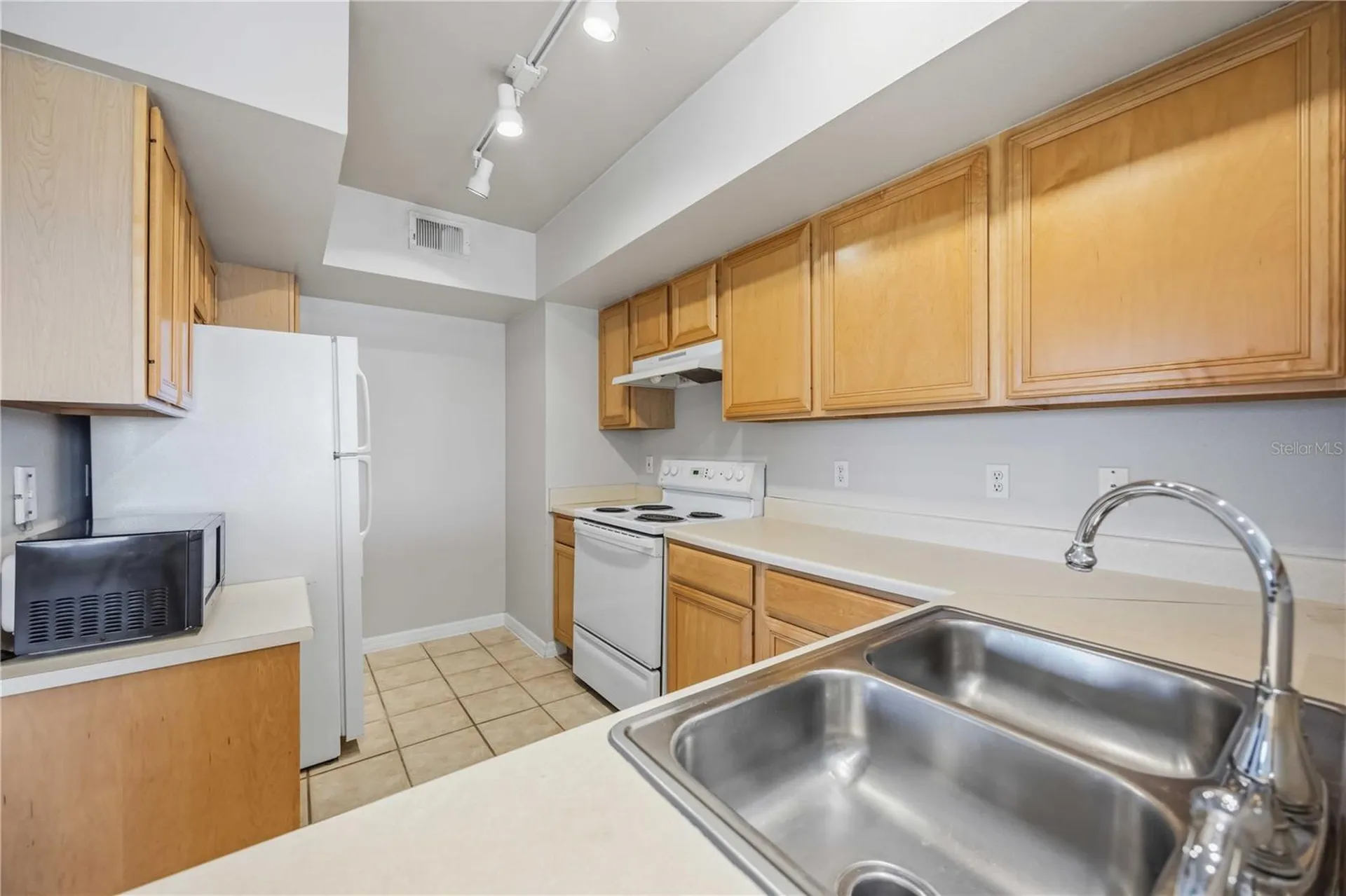 1195 Villagio Circle Sarasota FL 34237